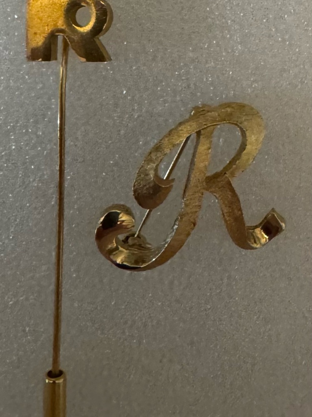 Vintage Initial “R” jewelry. Stickpin and Brooch.